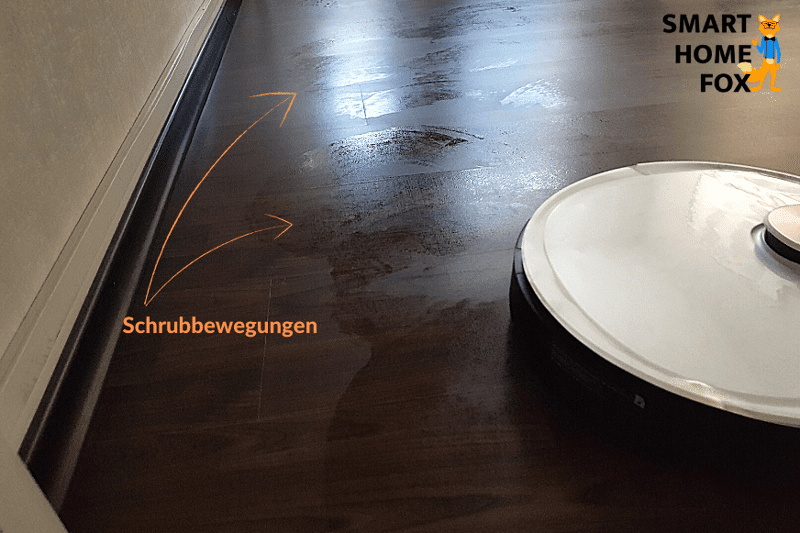 Ecovacs Deebot OZMO T8 AIVI und T8 simulieren beim Wischen mit Hilfe der OZMO Pro Technologie Schrubb-Bewegungen